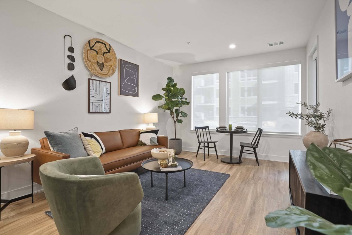Alana Apartments